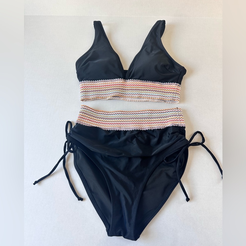 Black Bikini Set with Colorful Elastic Waistband – Size M/XL Top – NOWT